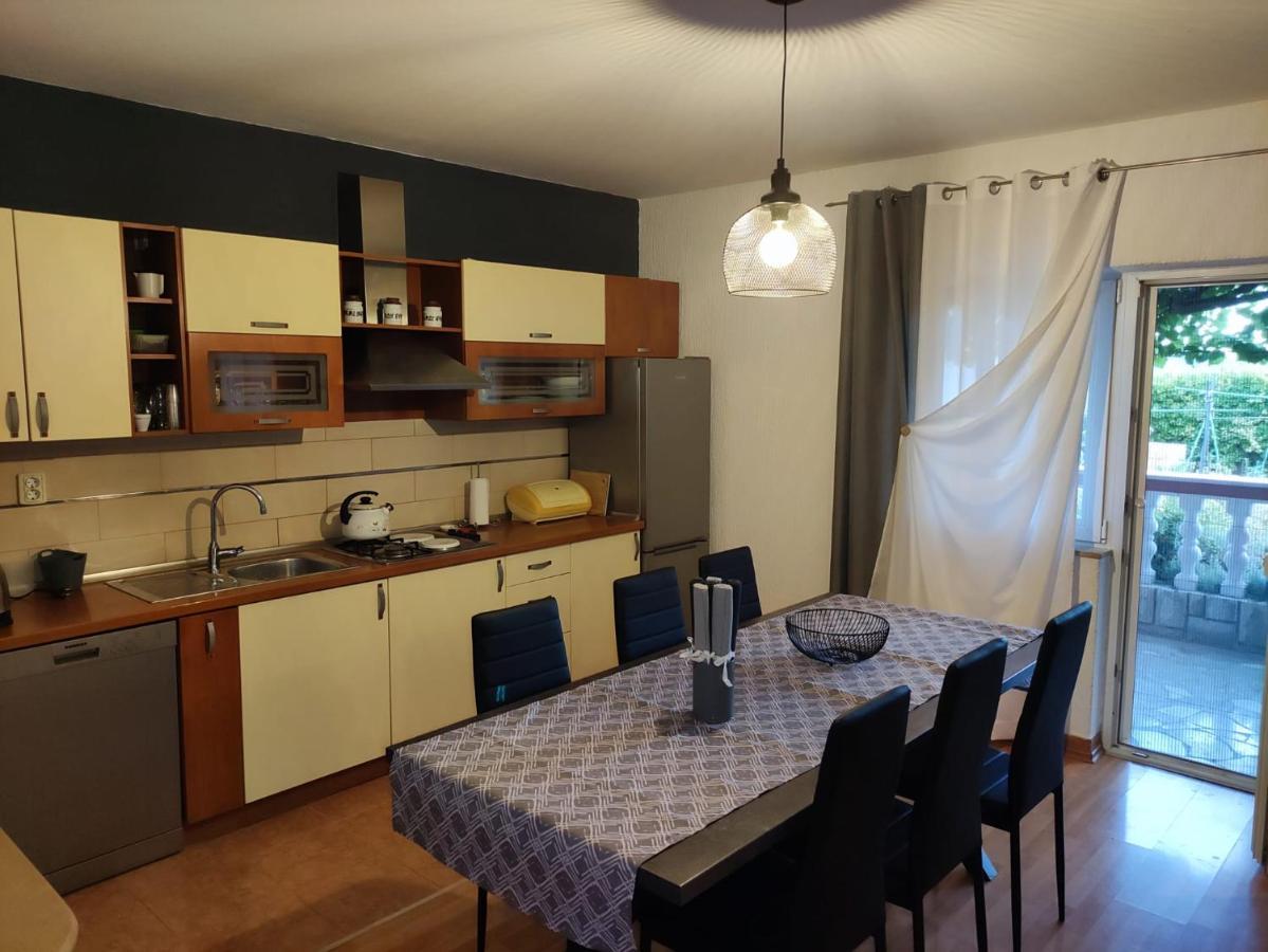Apartment Cengo Каштела Экстерьер фото